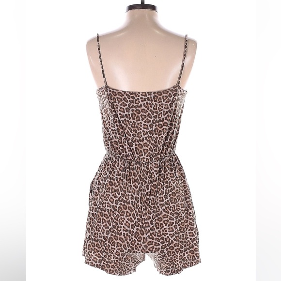 H&M cheetah size medium romper - Picture 2 of 6